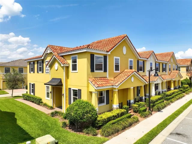 MLS: S5127571 Condo For Sale