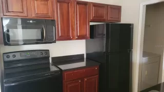 Photo #4: S5127967 Listing