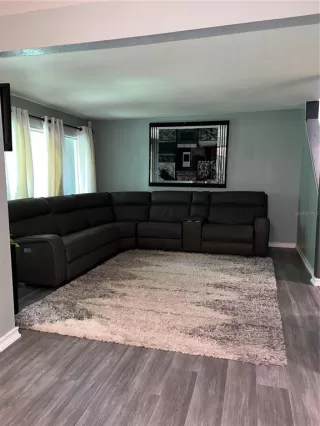 Photo #5: S5127977 Listing 