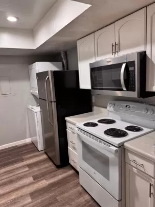 Photo #4: S5128385 Listing 