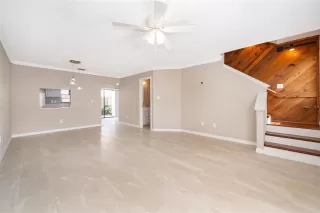 Photo #4: S5128412 Listing