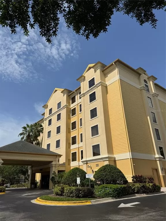 MLS: S5128440 Condo For Sale