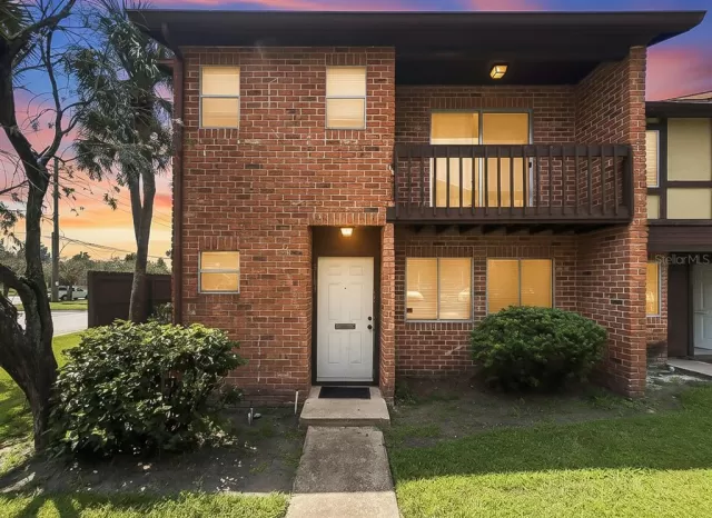 MLS: S5128713 Condo For Sale