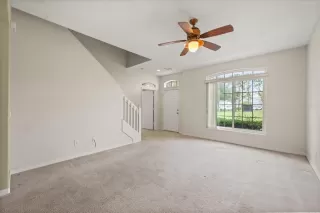 Photo #3: S5128805 Listing