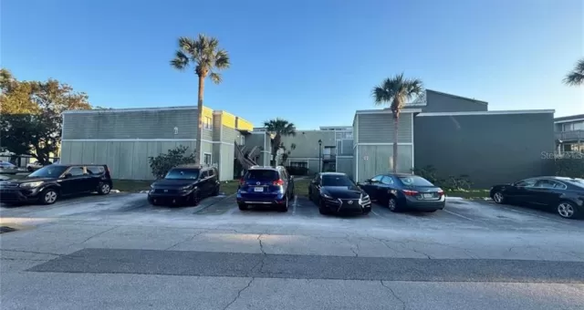 MLS: S5129326 Condo For Sale