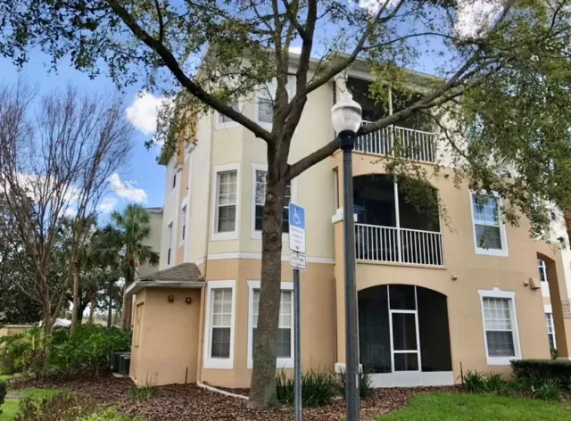 MLS: S5129628 Condo For Sale