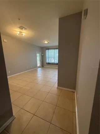 Photo #4: S5129628 Listing 