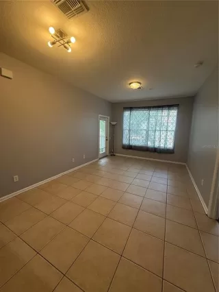 Photo #6: S5129628 Listing 