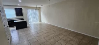 Photo #4: S5129697 Listing