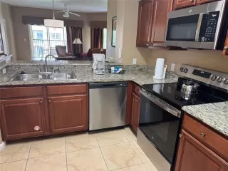 Photo #2: S5129834 Listing