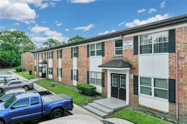 MLS: S5129992 Condo For Sale