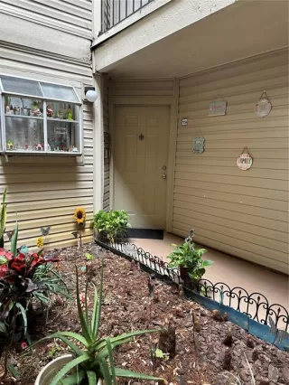 Photo #2: S5130205 Listing