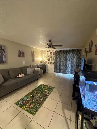Photo #5: S5130205 Listing