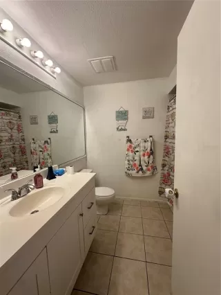 Photo #6: S5130205 Listing
