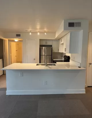 Photo #4: S5130901 Listing 