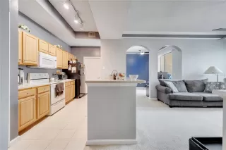 Photo #2: S5130986 Listing 