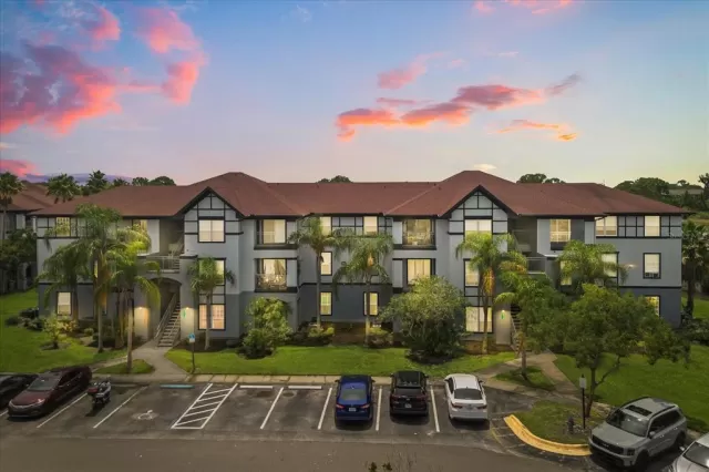 MLS: S5131032 Condo For Sale