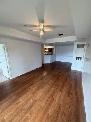 Photo #4: S5131119 Listing 