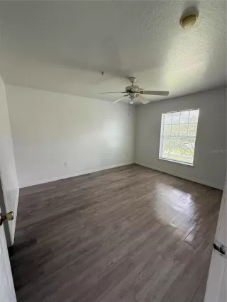 Photo #5: S5131119 Listing 