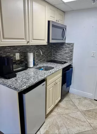 Photo #3: S5131289 Listing