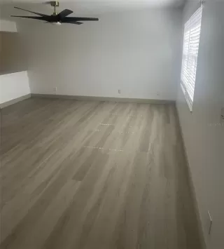 Photo #1: S5131373 Listing