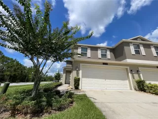 WYNDHAM LAKES ESTATES Condos for Sale