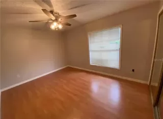 Photo #6: S5131940 Listing