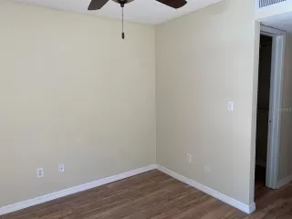 Photo #5: S5131988 Listing 