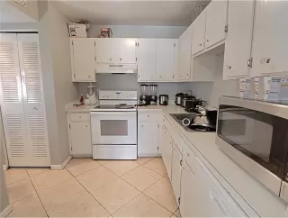 Photo #5: S5132151 Listing 