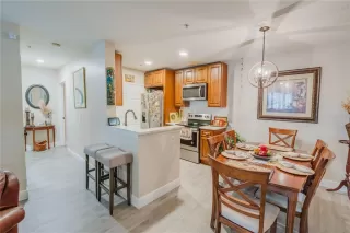 Photo #3: S5132258 Listing