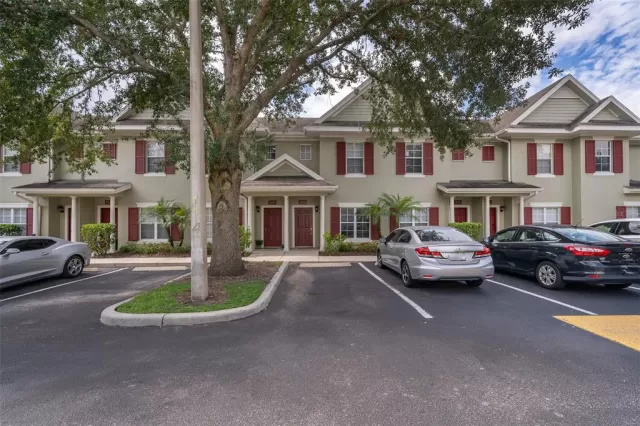 MLS: S5132282 Condo For Sale