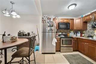 Photo #4: S5132600 Listing 