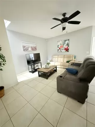 Photo #2: S5132682 Listing 