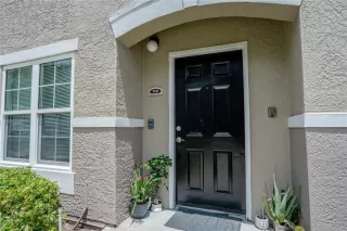 Photo #3: S5132996 Listing