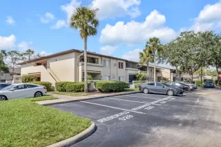 Photo #1: S5133059 Listing