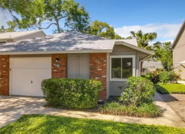 MLS: S5133333 Condo For Sale