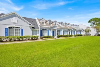 Photo #1: S5133382 Listing