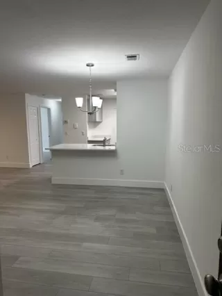 Photo #2: S5133389 Listing