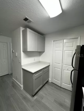 Photo #5: S5133389 Listing