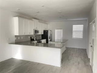 Photo #3: S5133746 Listing 