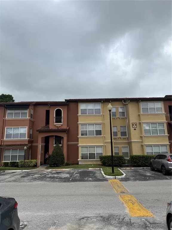 MLS: S5134059 Condo For Sale