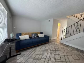 Photo #1: S5134108 Listing