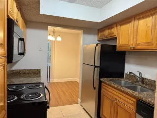 Photo #1: S5134155 Listing