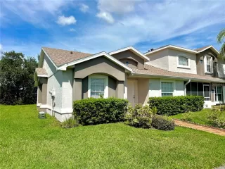 Photo #1: S5134195 Listing