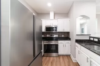 Photo #4: S5134304 Listing 