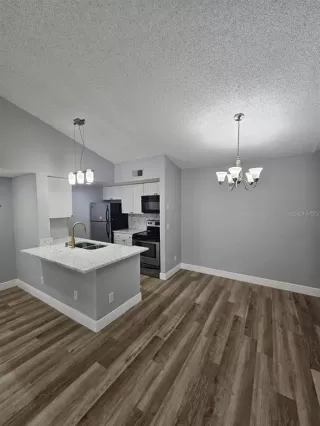 Photo #2: S5134438 Listing 