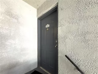 Photo #2: S5134539 Listing