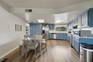 Photo #2: S5134577 Listing