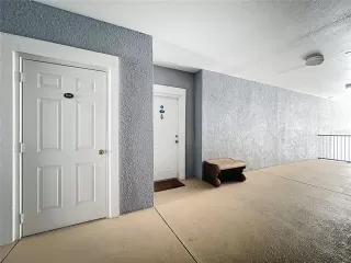 Photo #1: S5134599 Listing