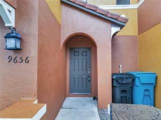 Photo #2: S5134610 Listing